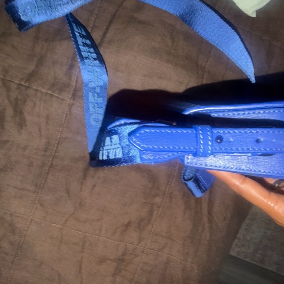 Off-White Striped Blue Crossbody Bag - Picture 6 of 9
